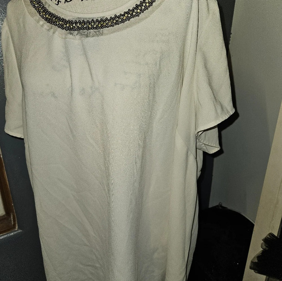 Lane Bryant Womans Short Sleeve White Blouse Size 22/24 - Picture 6 of 12